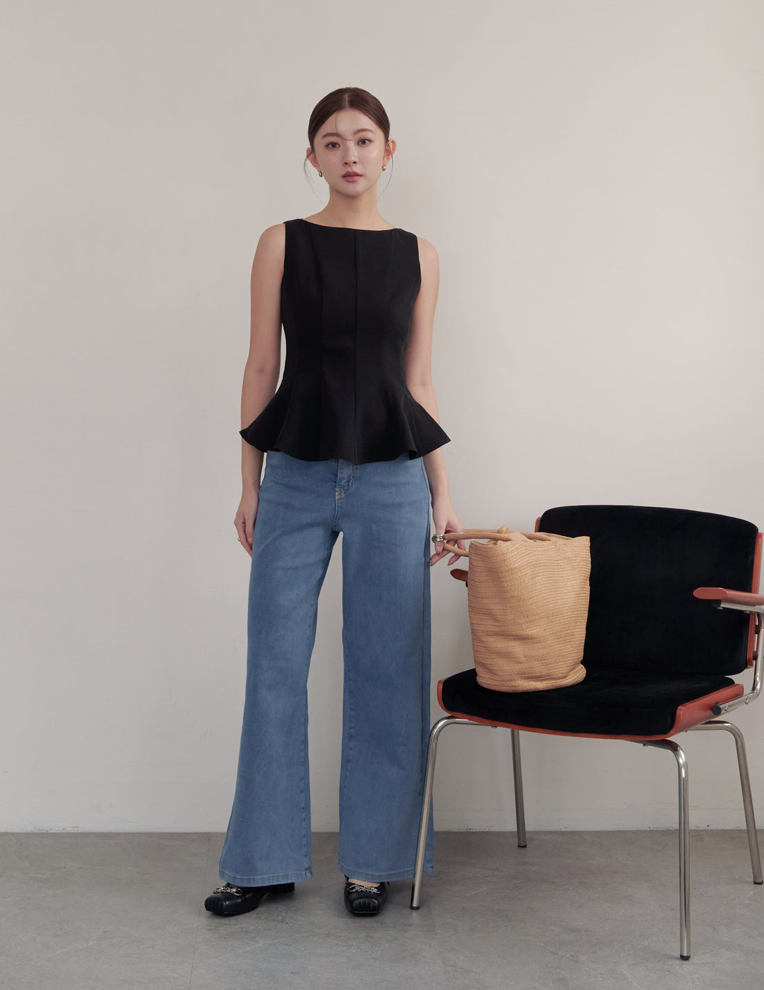 Gemma Stretchy Wide Straight Jeans in Mid Wash