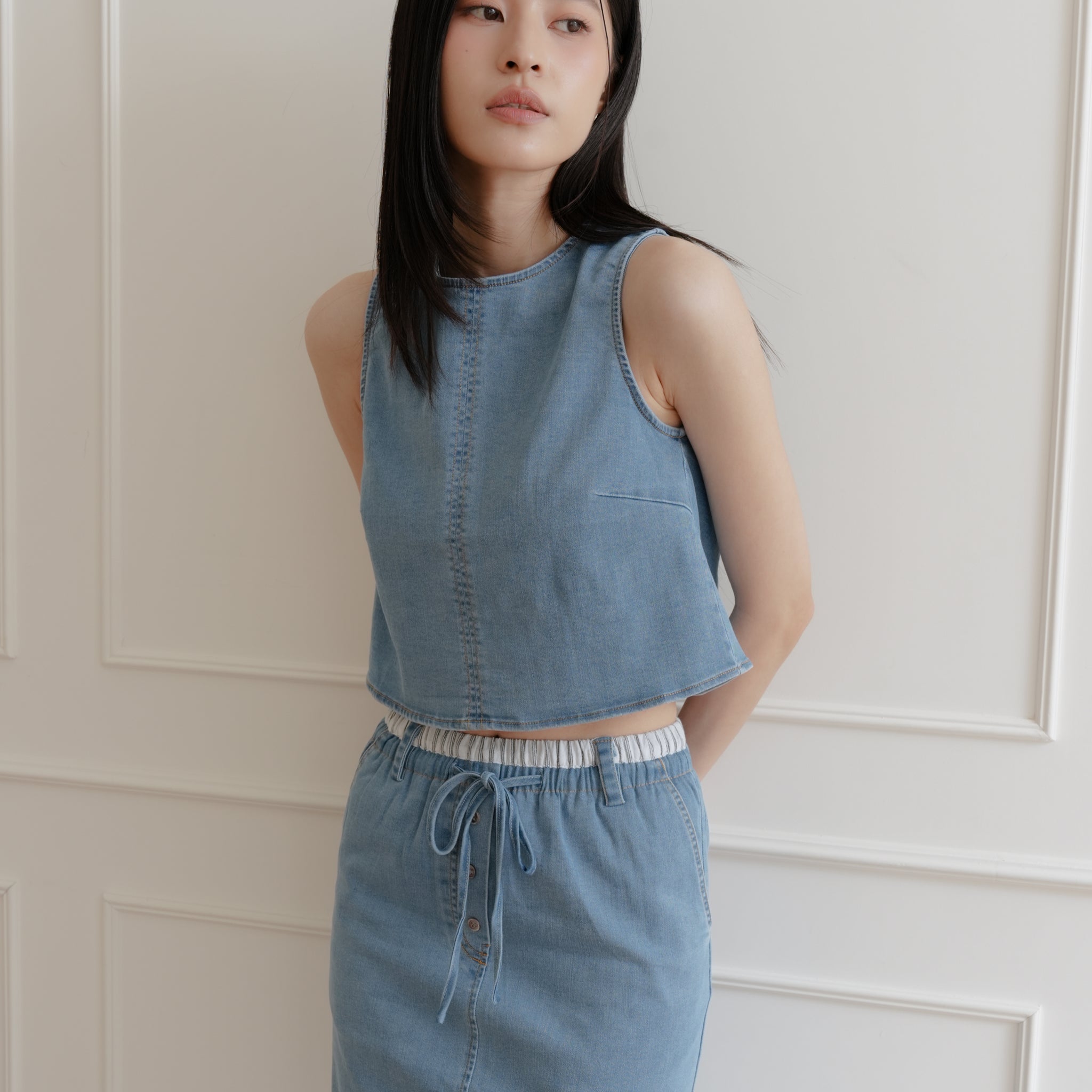 Iris Boxy Crop Denim Top in Light Wash