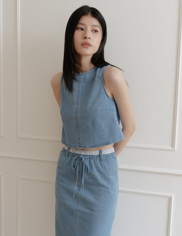 Iris Boxy Crop Denim Top in Light Wash