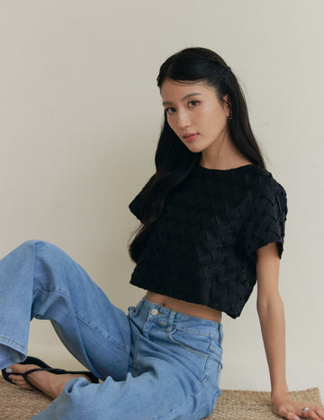 Evelina Weave Boxy Top in Black