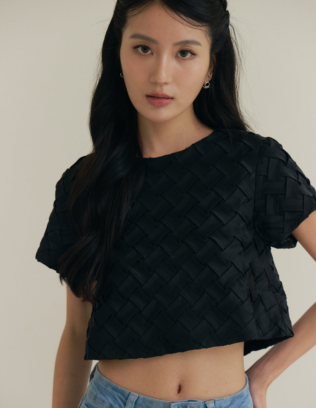 Evelina Weave Boxy Top in Black