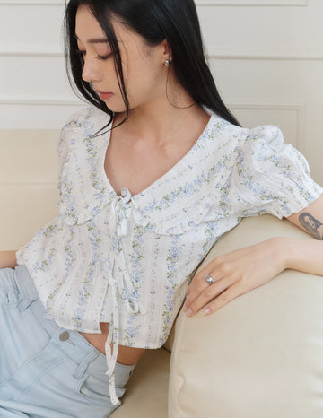 Poppy Ribbon Tie Peterpan Top in Floral