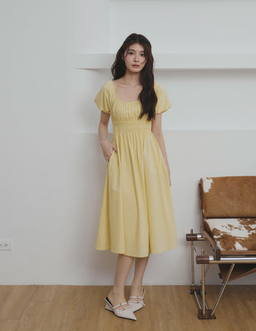 Stefanie Shirred Midi Dress in Yellow